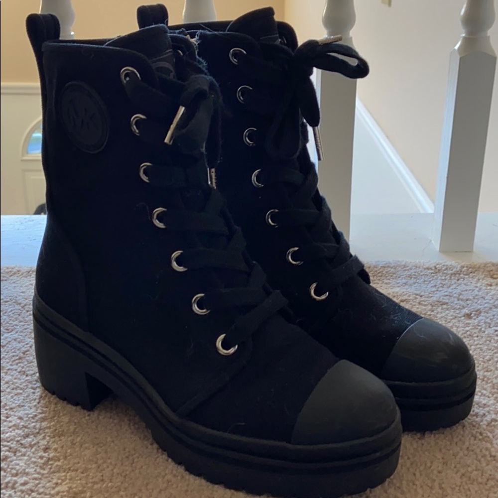 Michael kors boots